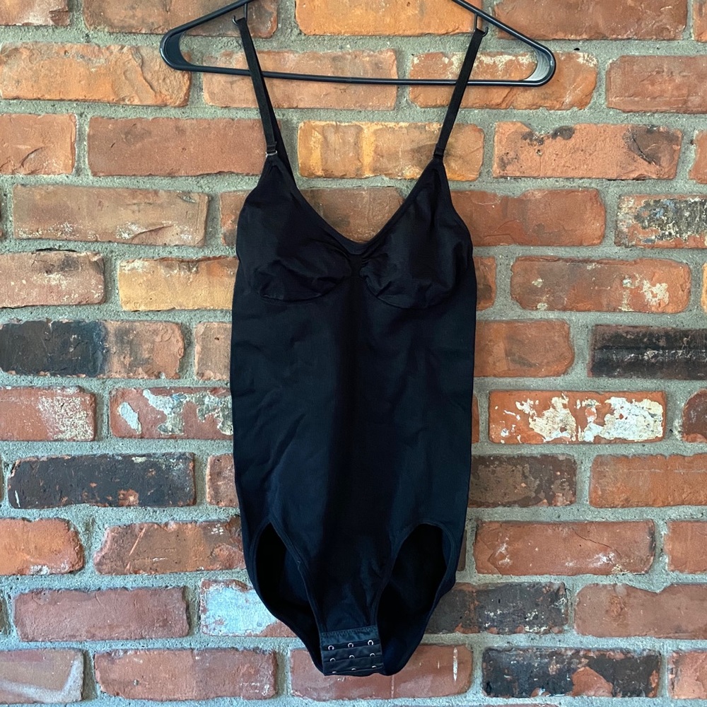 Shapewear w/ Versatile Straps 💋